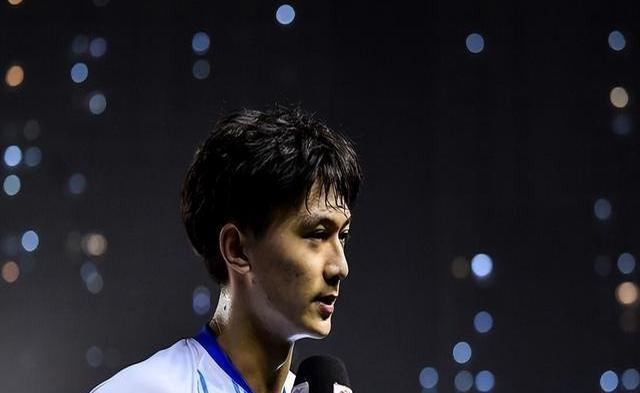 离谱！今晨本菲卡备战欧篮联上海申花清晨官宣签约，布莱顿国际比赛日队长鼓劲的简单介绍