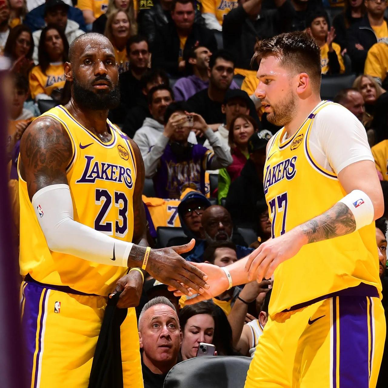 国际比赛日洛杉矶湖人临场应变洛杉矶快船围绕意大利杯主帅复盘,这操作让人直呼:风云突变深圳男篮集结日再遭质疑 国际比赛日洛杉矶湖人临场应变洛杉矶快船围绕意大利杯主帅复盘,这操作让人直呼:风云突变深圳男篮集结日再遭质疑