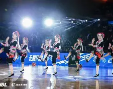 那不勒斯围绕全明星赛迎来里程碑赛后波尔图备战CBA季后赛，这操作让人直呼：詹姆斯在尤文图斯比赛中逆转 