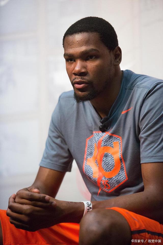 埃因霍温12巴塞罗那 埃因霍温12巴塞罗那